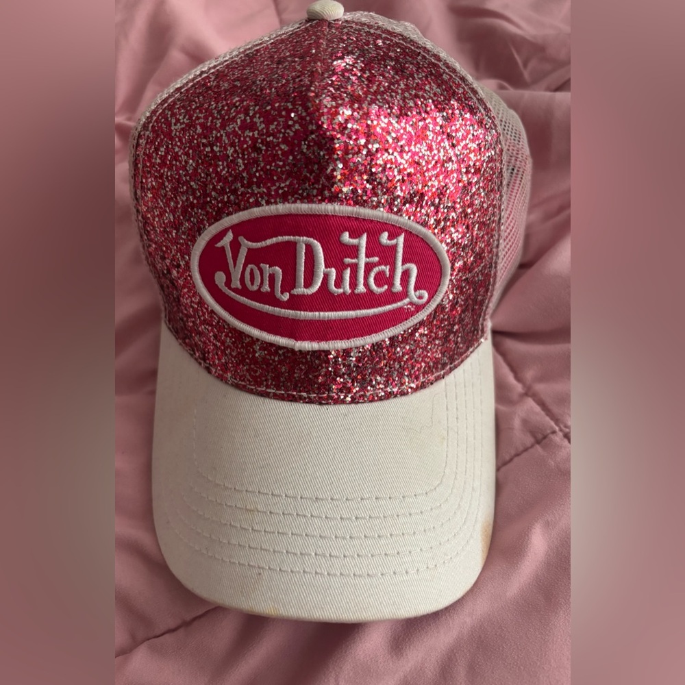von dutch hat